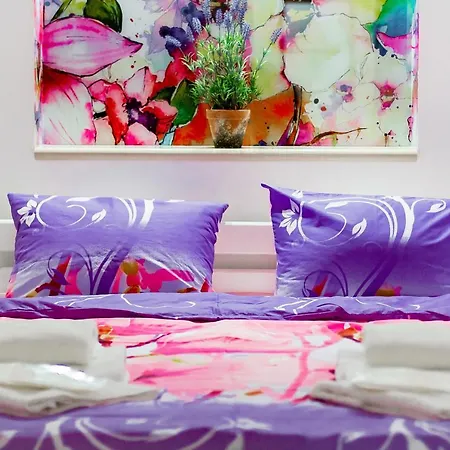 Aparthotel Art Suites On Deribasovskaya 10 Odessa