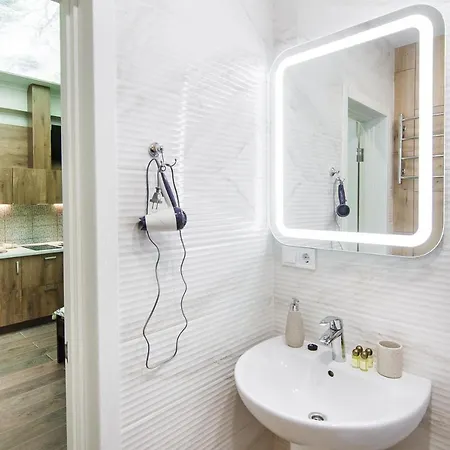 Art Suites On Deribasovskaya 10 Aparthotel 4*