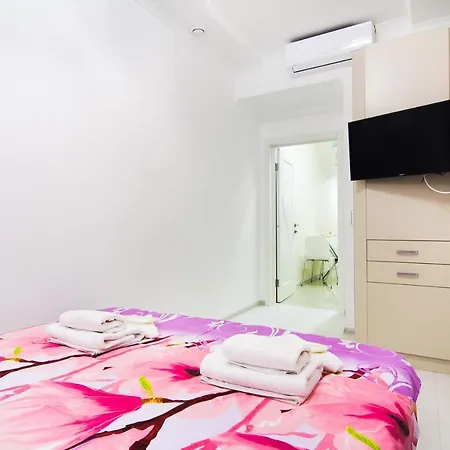 Art Suites On Deribasovskaya 10 Aparthotel Odessa